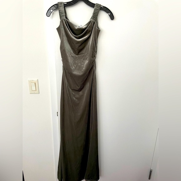Reformation Ritz Knit Dress in grey velvet XS NWT - Picture 4 of 7